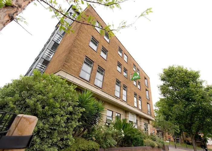 Yha London ThamesideAirport Hotel