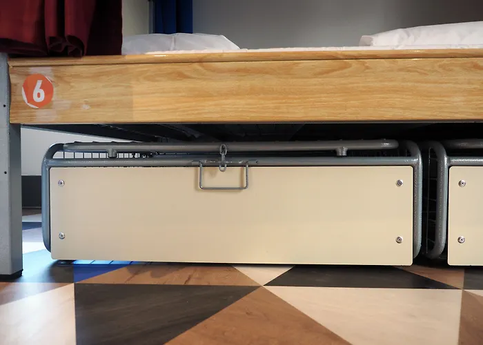 St Christopher'S Inn Liverpool StreetAirport Hotel